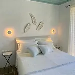 Ξενοδοχείο με διαμερίσματα νηρηίδες Platis Gialos (Sifnos)