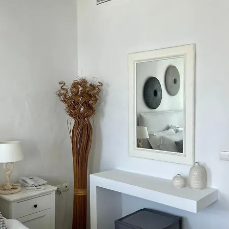 Aparthotel Niriedes Platis Gialos (Sifnos)