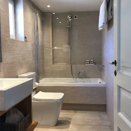 Aparthotel Niriedes 4*