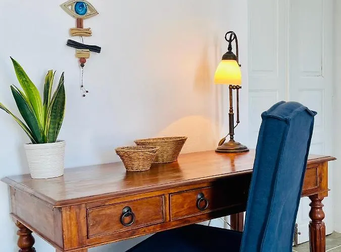 Niriedes Apartahotel