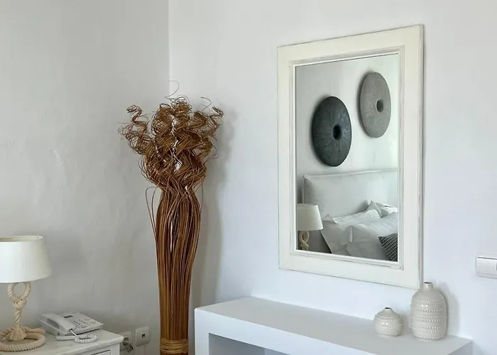 Apartahotel Niriedes Platis Gialos (Sifnos)