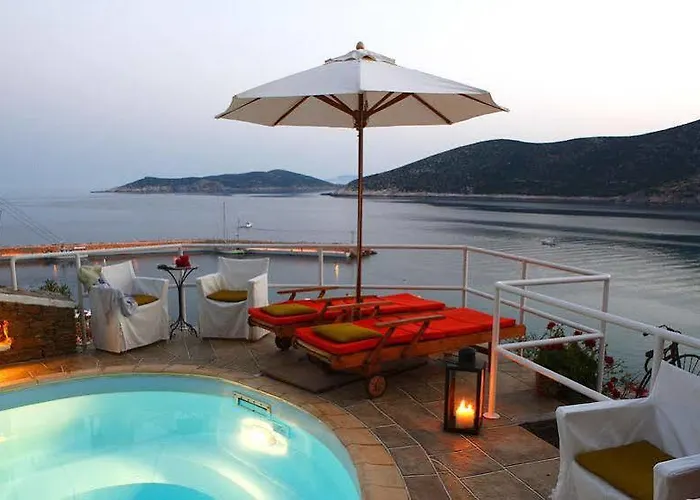 Niriedes Platis Gialos (Sifnos)