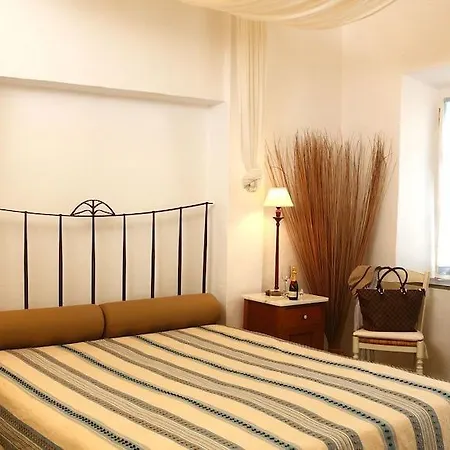 Niriedes 4*