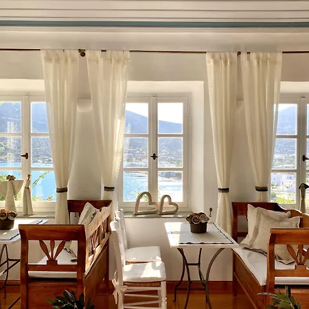 Aparthotel Niriedes Platis Gialos (Sifnos)
