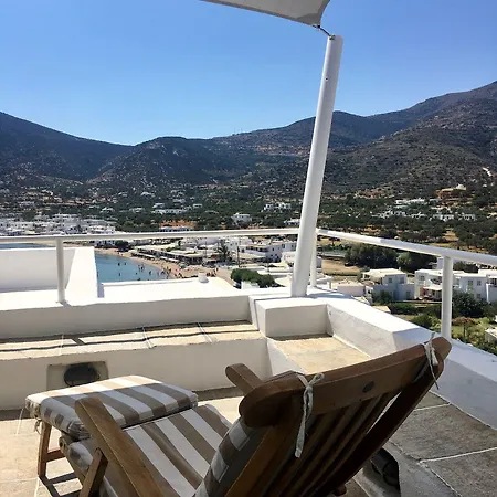 Niriedes 4* Platis Gialos (Sifnos)