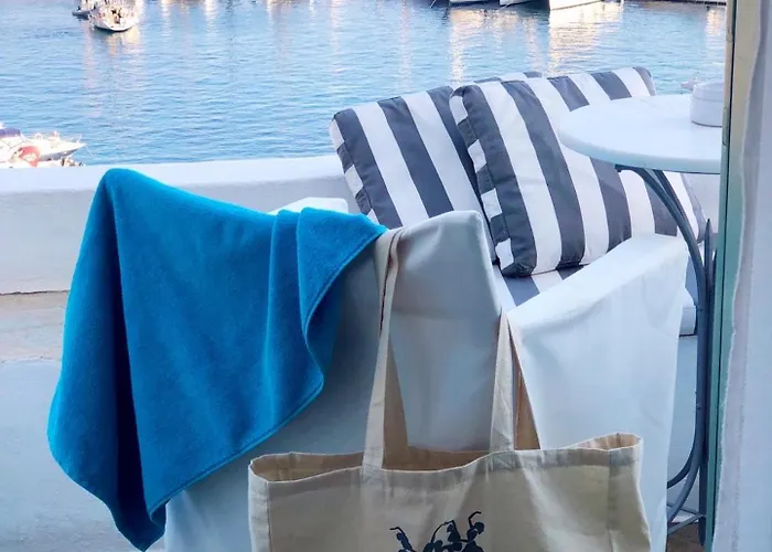 Niriedes 4* Platis Gialos (Sifnos)